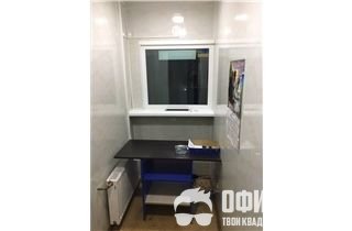 Сдам под Ломбард,Обменку 13 м2.Цена 2 500