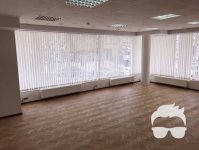 Аренда фасадного офиса 400 кв.м. после ремонта. Без комиссии