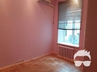 Офисное помещение в центре. Улица Коминтерна. 4 кабинета.