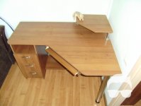 4компютерный стол