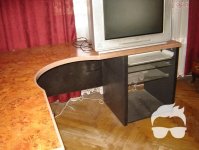 Продам компьютерный стол