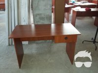 Продам столы офисные,дешево.