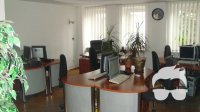Сдам долгосрочно кабинет с рабочими местами в офисе, Подол